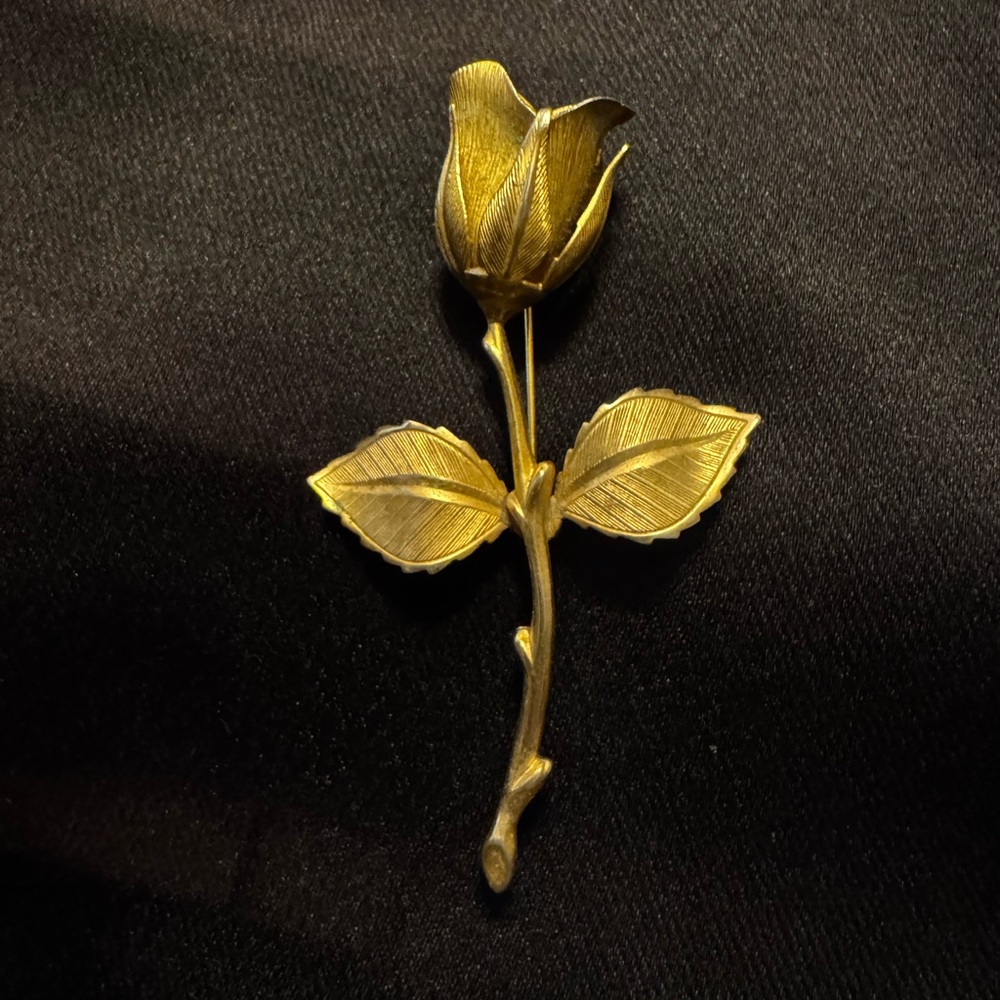 Vintage Brushed Gold Long Stem Rose Brooch Pin